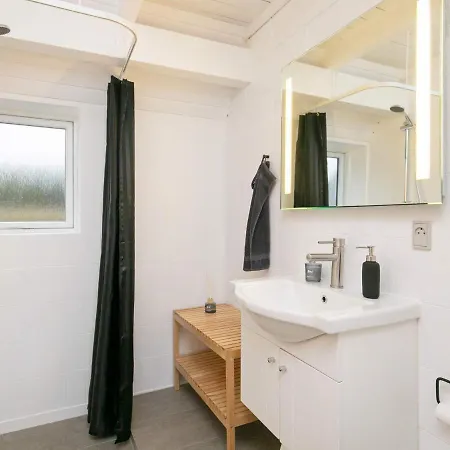 Three-bedroom Holiday In Ringkobing 20 *